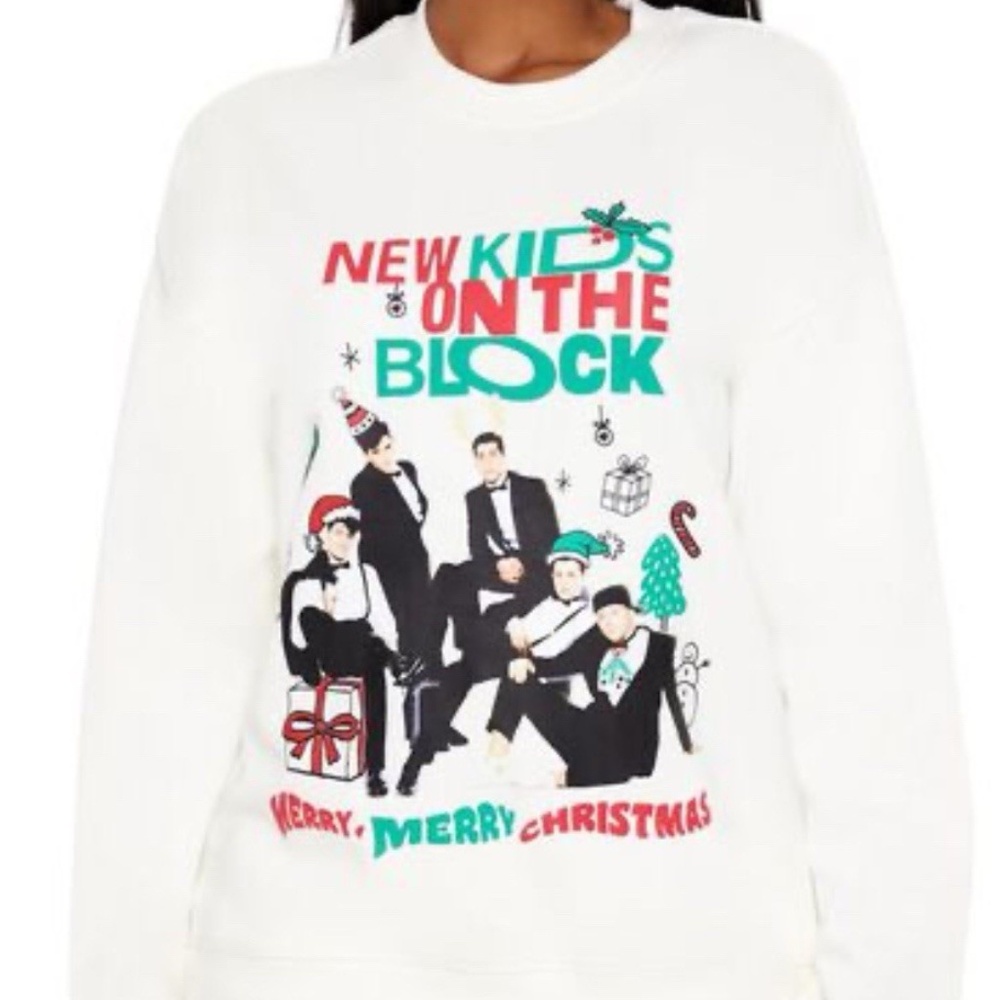 NWT NKOTB New Kids On The Block Christmas Sweatshirt Top Size Small